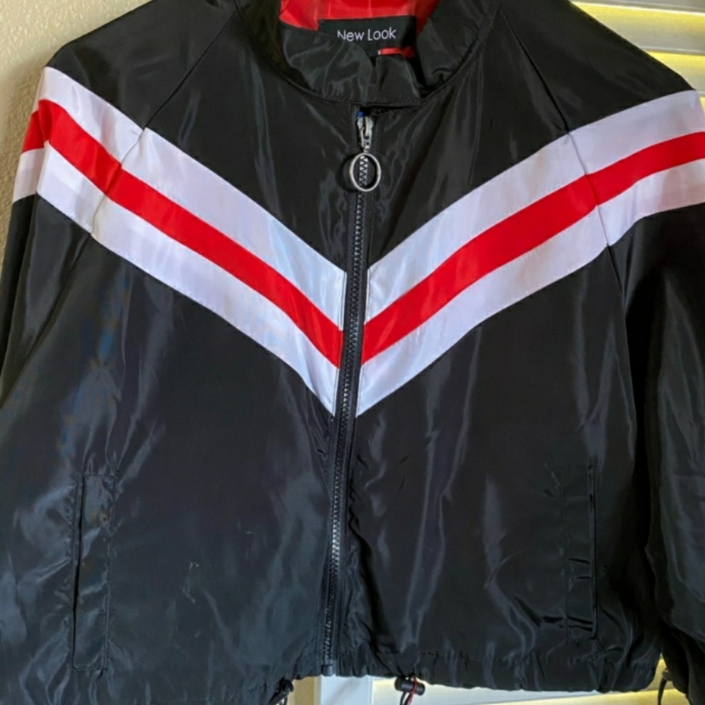 Windbreaker - Picture 2 of 2